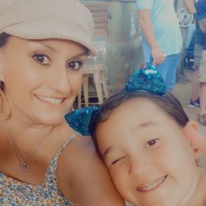 Meet your Posher, Joni